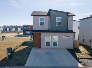 971 Boardwalk Ave, Centerton, AR 72719