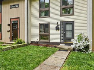 2471 Pyrenees Ct, Reston, VA 20191