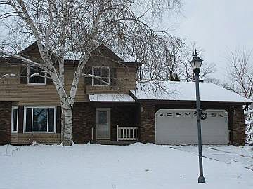 1st image of 532 Sweetbriar Ln