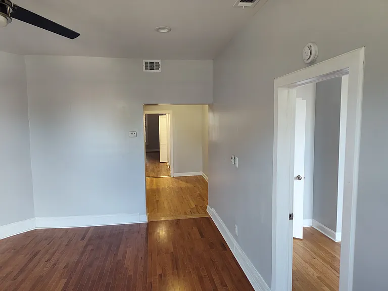 4557 S Wabash Ave #2 — Photo 6