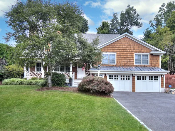 16 Juniper Road, Westport, CT 06880