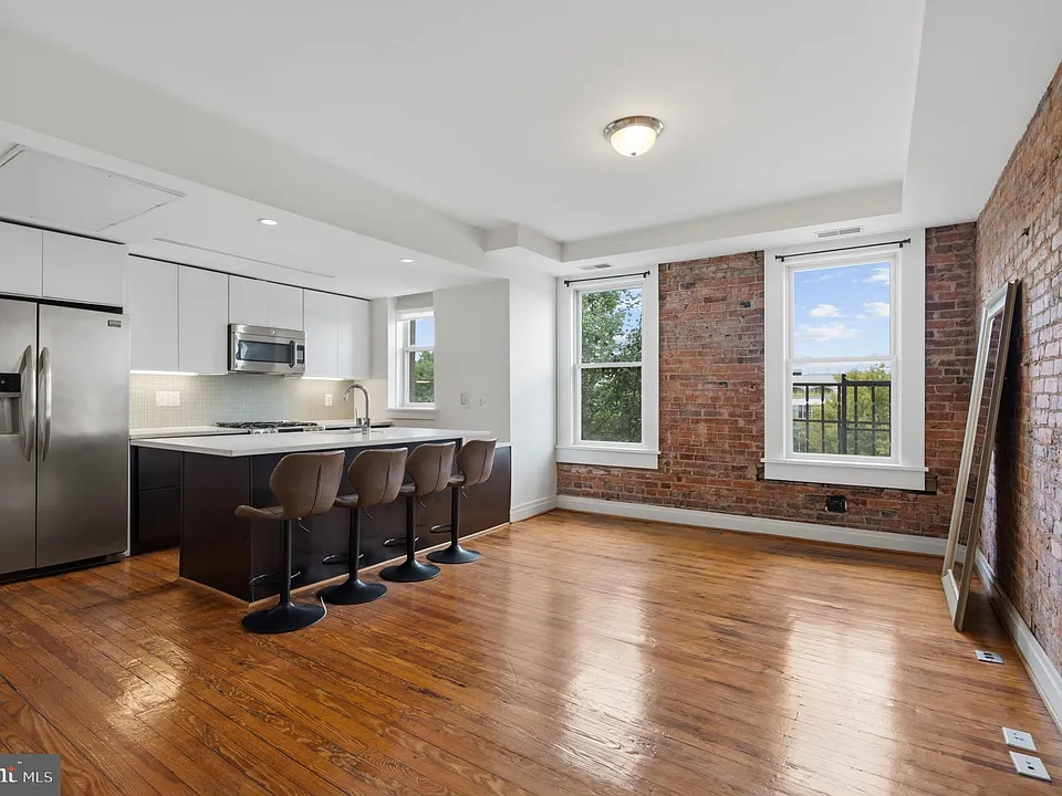 1801 Wyoming Ave NW #23