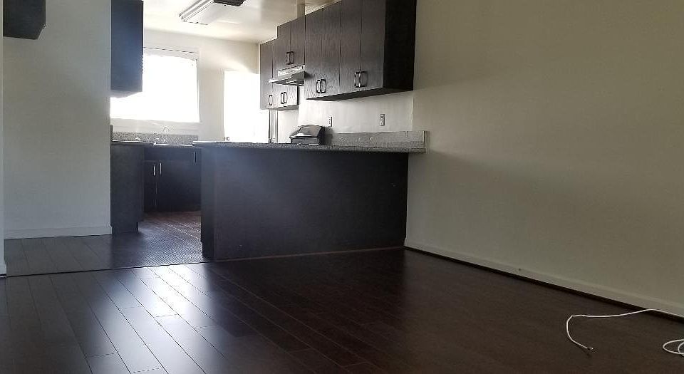 Living Room/Kitchen