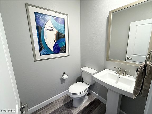 4th image of 498 Granite Arch St