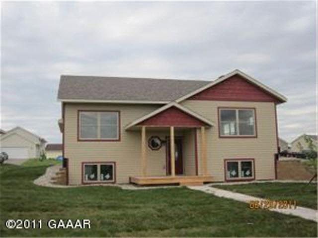 1st image of 938 Abbygail Drive NW