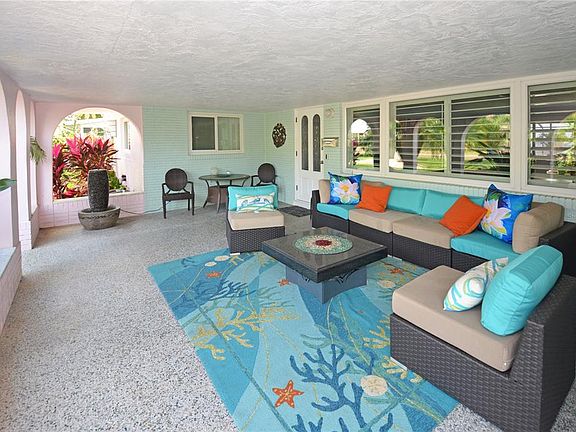 4th image of 7020 Mango Ave S