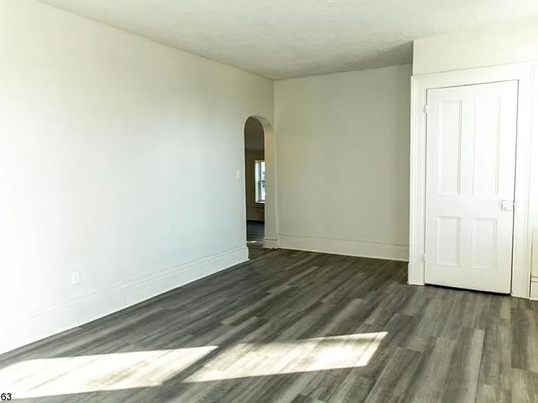 42 W Main St — Photo 6