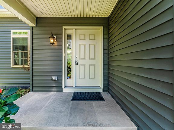4th image of 6422 Lakeridge Dr