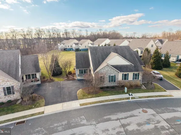 136 Honeycroft Blvd, Cochranville, PA 19330