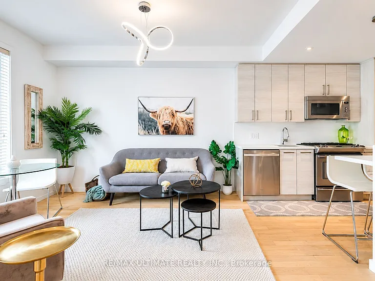 126 Spadina Rd #5 — Photo 4