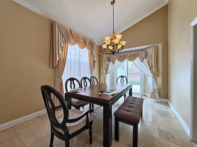 20529 Pacific Dr — Photo 11