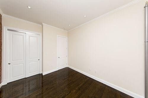 5th image of 1377 Lexington Ave #5