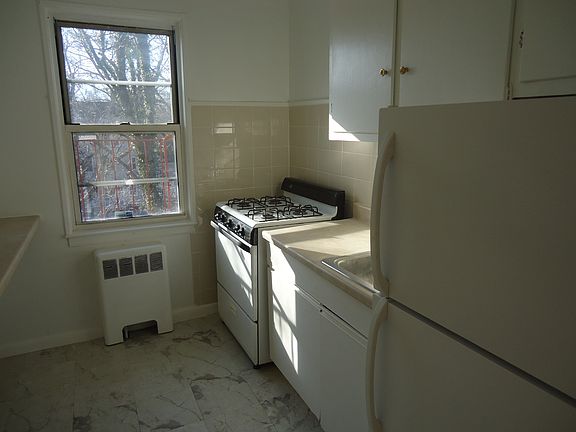 5th image of 14 S Broadway #3-3A