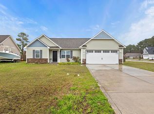 502 Deep Inlet Dr, Sneads Ferry, NC 28460