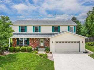 506 Beacon Ct, Bloomington, IL