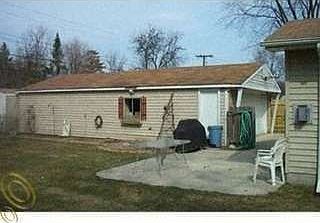 2nd image of 30540 Dawson St