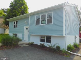 106 Midland Dr, Elkton, MD 21921
