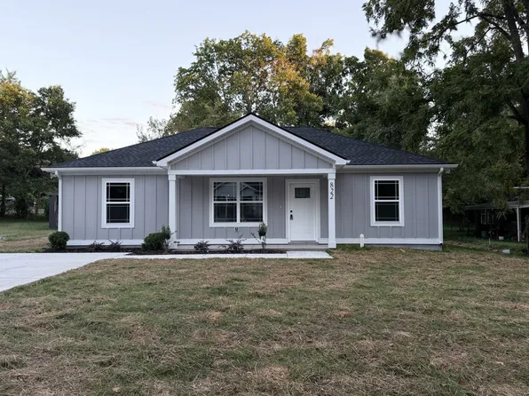 822 Pitt Ave, Springfield, TN 37172