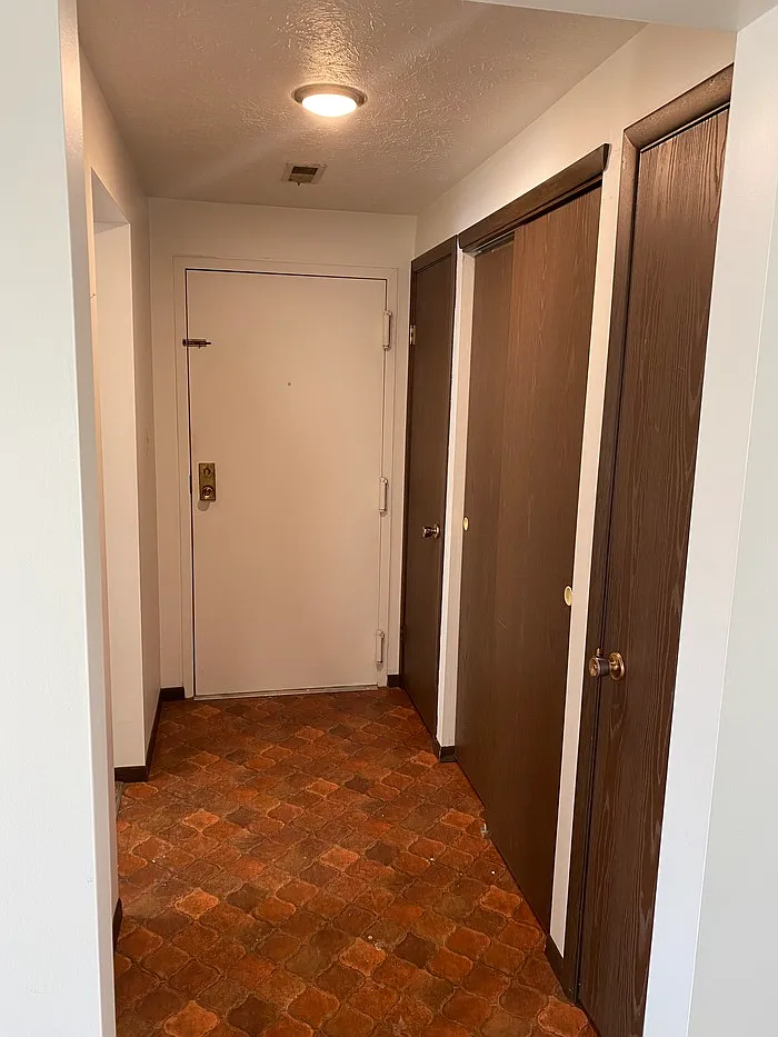 2 bed, 1.0 bath, 750 sqft, $840 — Photo 4