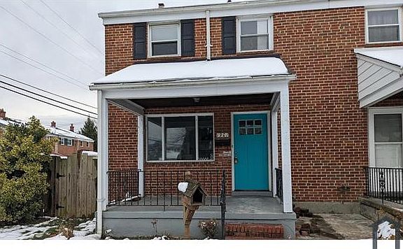 2nd image of 1900 Wareham Rd