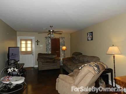 5th image of 323 Wexford St
