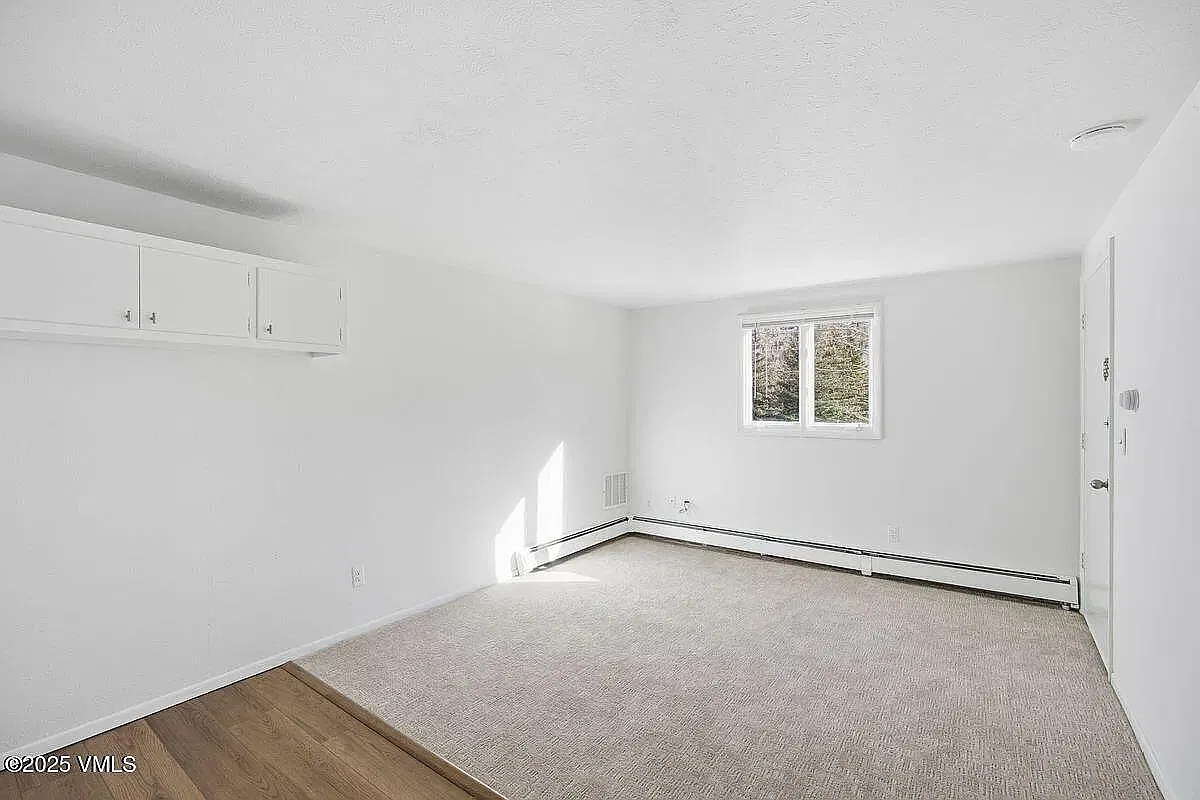 1 bed, 368 sqft, $2,200 — Photo 2