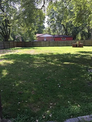 15440 E End St photo 1