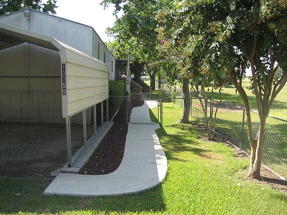 2nd image of 13359 Enchanted Ct