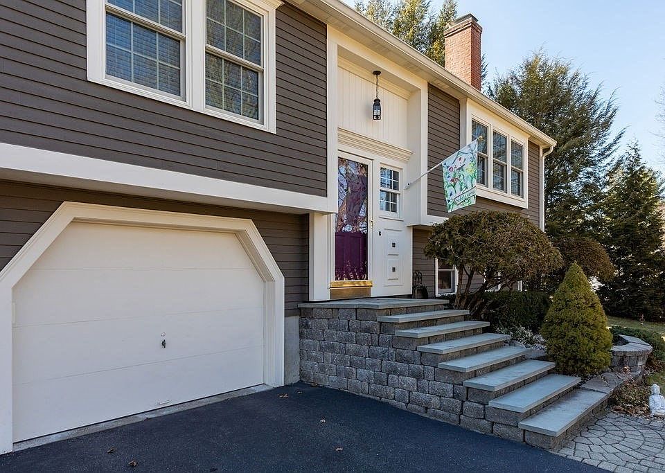 362 South St, Northborough, MA 01532 Zillow