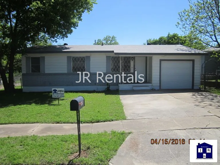 2107 Brantley Ave — Photo 14