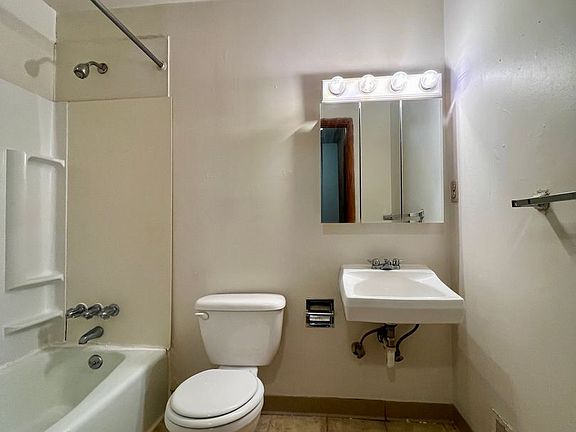 5th image of 3116 Kennett Sq #0