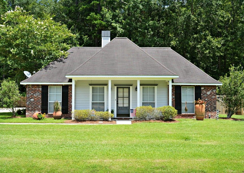 1st image of 32586 Madeline Dr