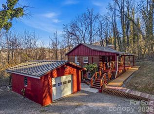 34 Greenbriar Rd, Black Mountain, NC 28711