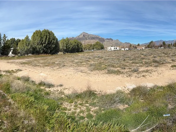 3380 Mason Dr #6, Pahrump, NV 89060