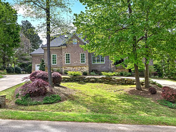 3rd image of 3513 Eilla Bluffs Ct