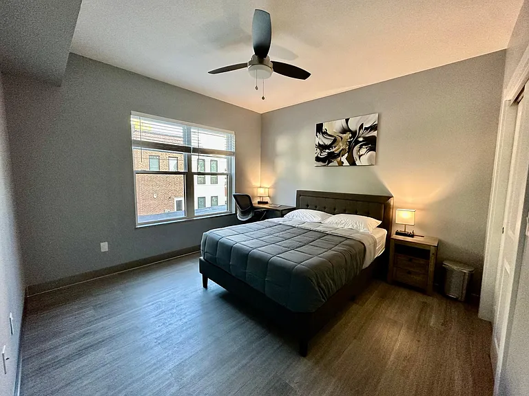 2490 N High St #210 — Photo 5