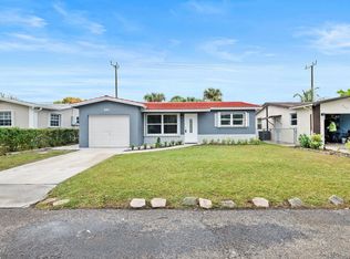 840 SW 62nd Ave, North Lauderdale, FL 33068