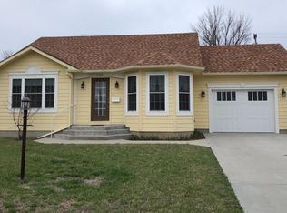 202 Eagle Dr, Abilene, KS 67410