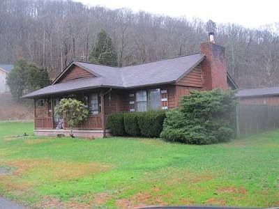 1st image of 2 Franklin Ct