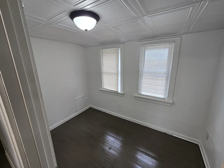 4600 N 51st Blvd — Photo 17