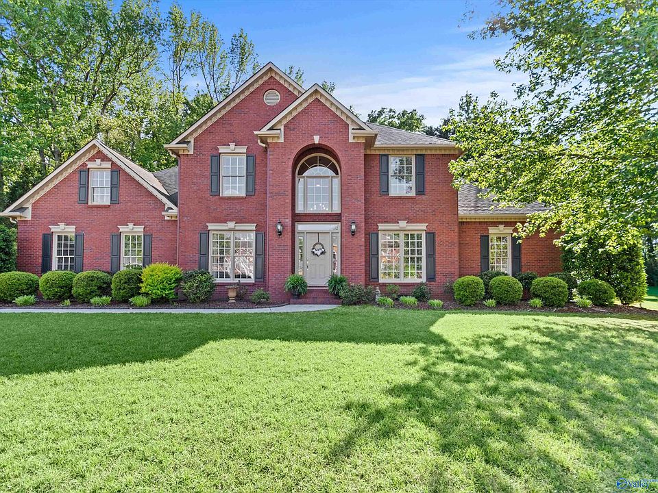 1st image of 107 Long Creek Dr