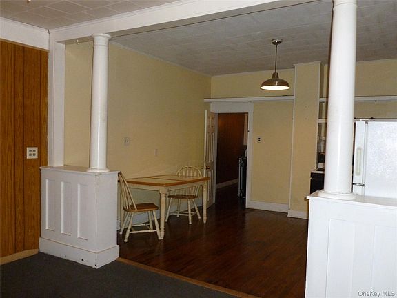4th image of 19 Main St APT 2