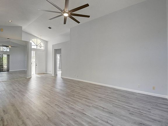 5th image of 10201 Lexington Lakes Blvd N