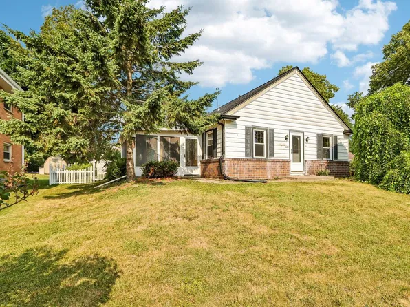 5089 N 127th STREET, Butler, WI 53007