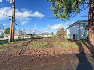 32633 W McKenzie St, Coburg, OR