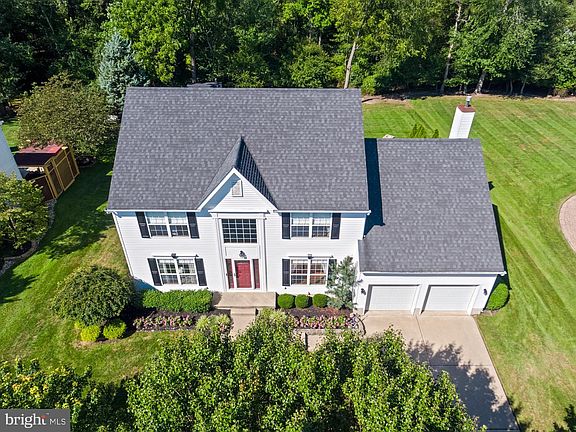 4th image of 14 Patriot Ln