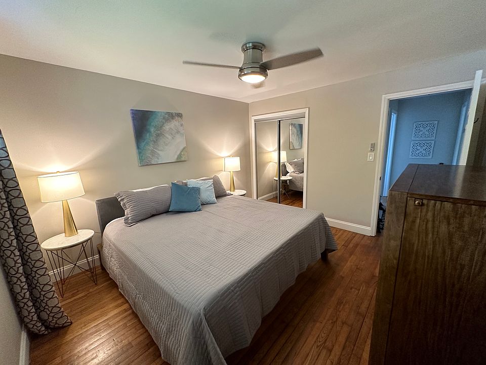 Front bedroom - King bed shown