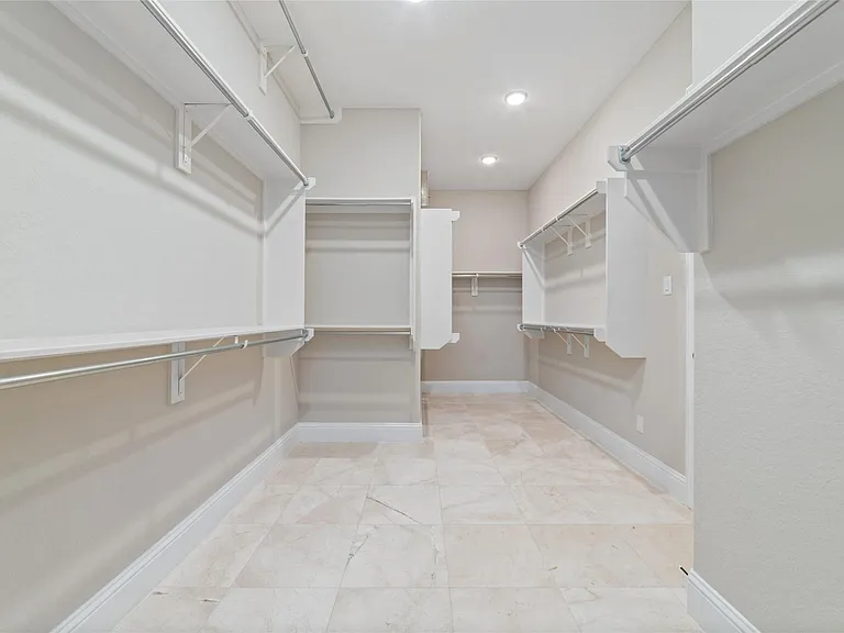 20615 Behrens Pass Ln — Photo 30