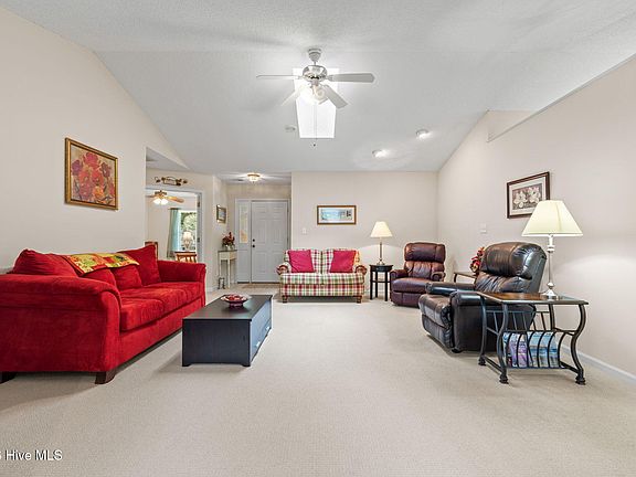 4th image of 459 Pepper Breeze Avenue SW