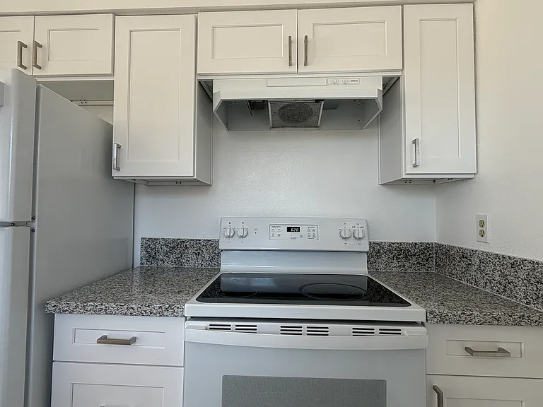 2514 E Andrews Ave #204 — Photo 12